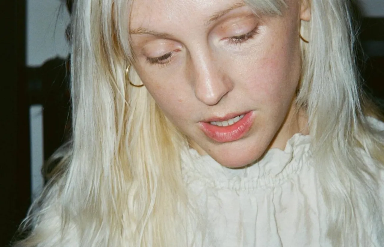 Image by Tamsin Topolski