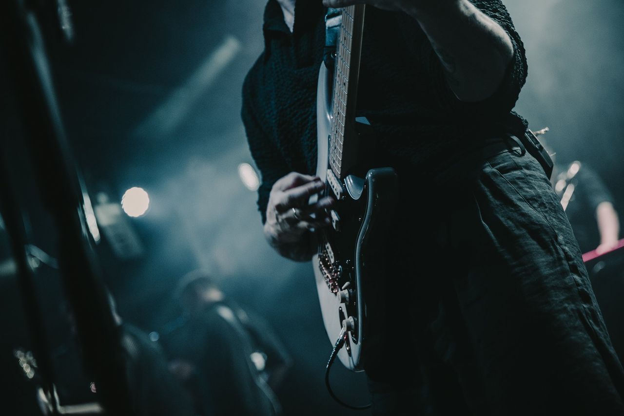 leprous_15.jpg