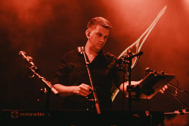 leprous_22.jpg
