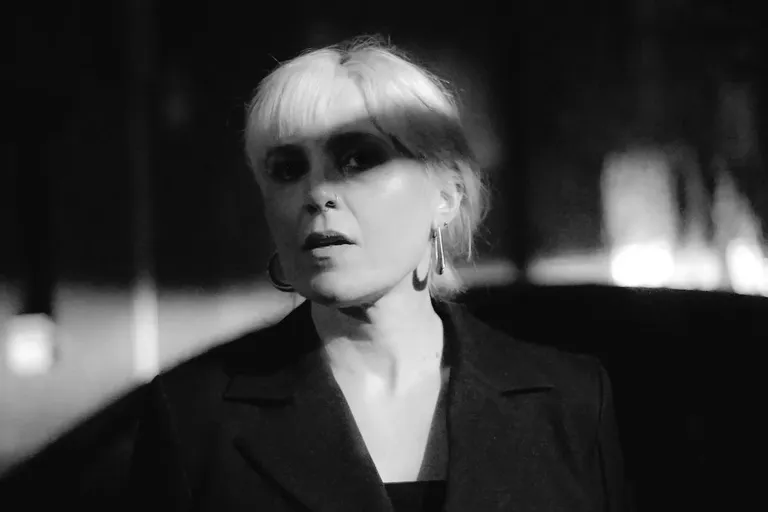 liz-stringer-lisa-businovski.JPG
