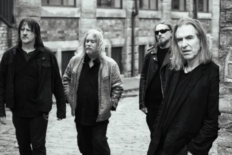  Image via newmodelarmy.org 
