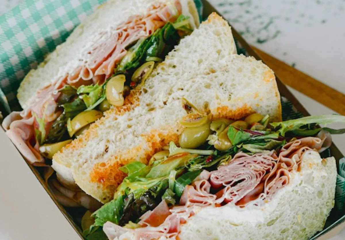  Image @nonnas.deli 