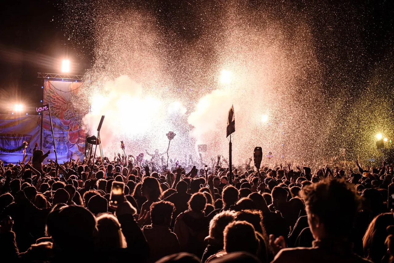 nye-hills.jpg