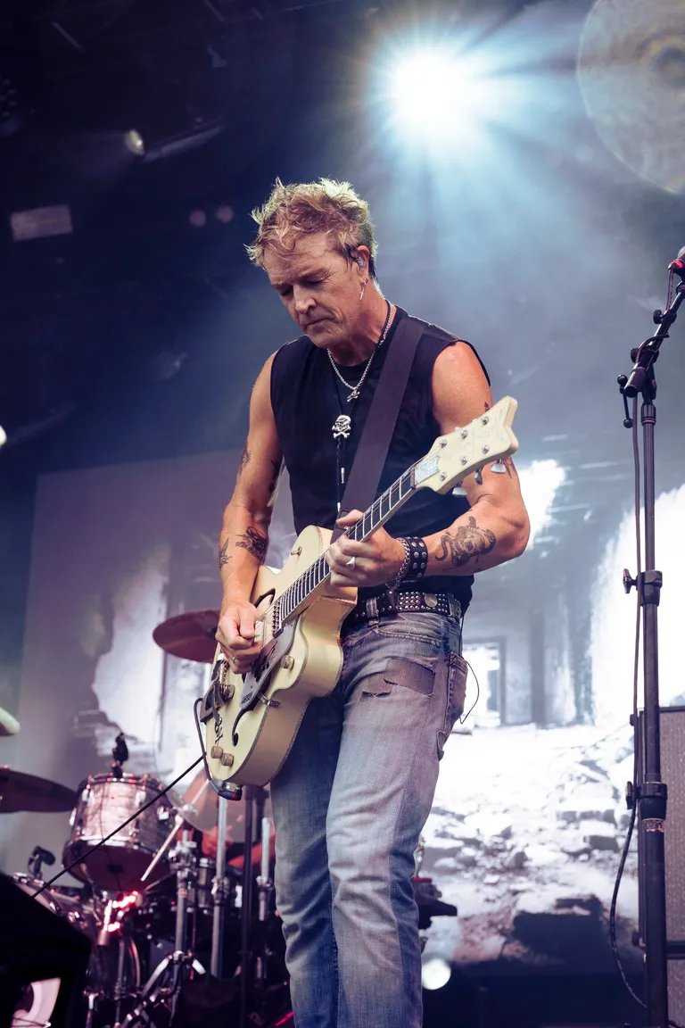the living end print res-8.jpg