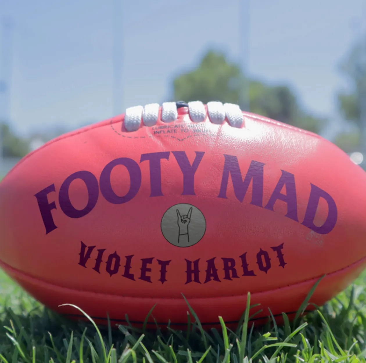 violet-harlot-footy-mad.png