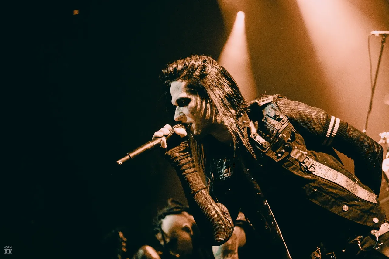 wednesday13_26.jpg