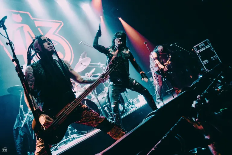 wednesday13_45.jpg